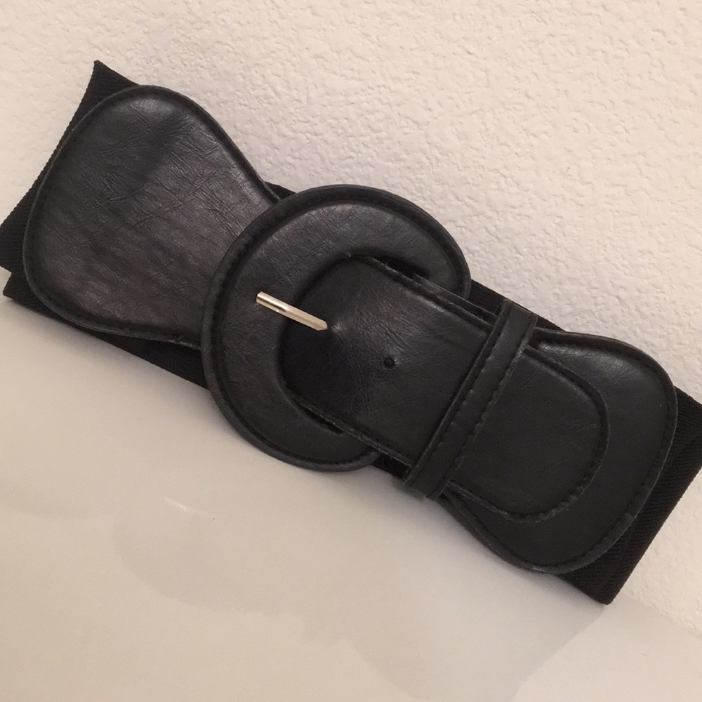 Wide Black Belt